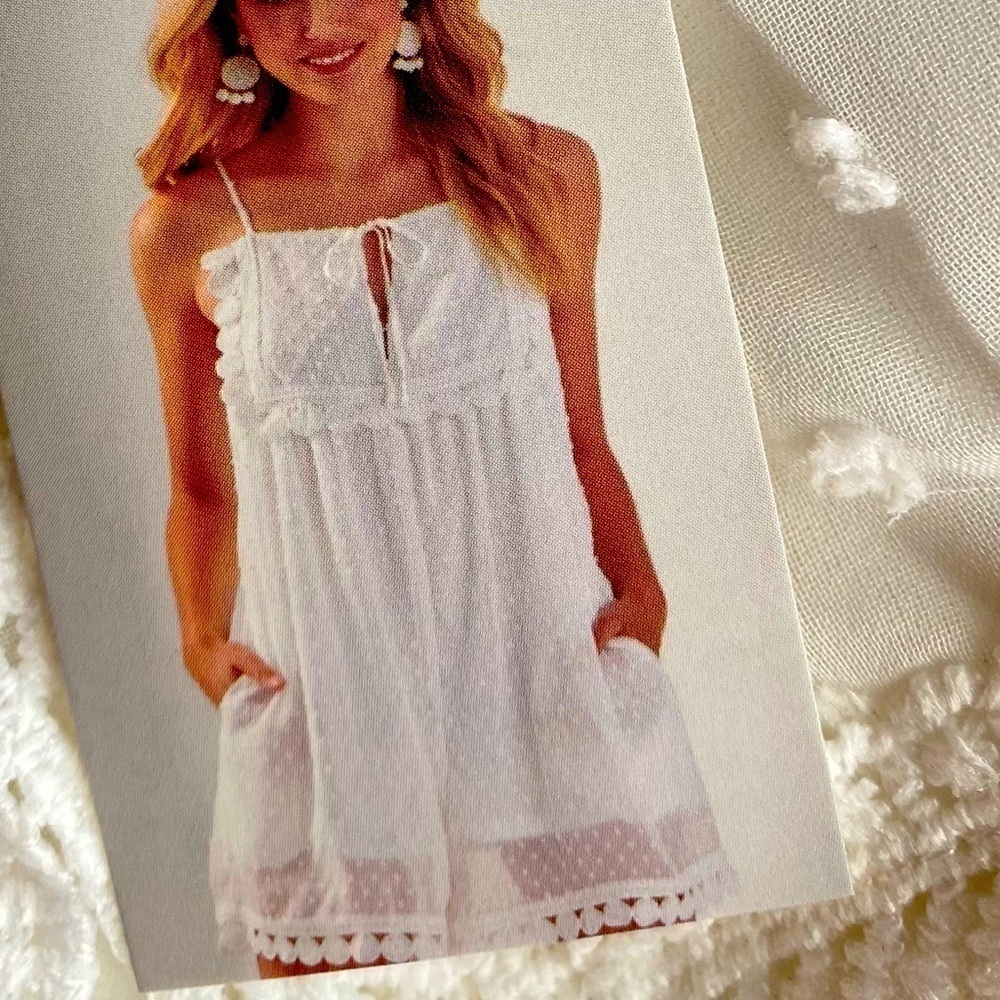 NWT Women’s White Swiss dot size S - Picture 12 of 13